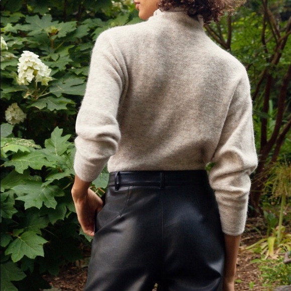 *sold* Wilfred Lorin Sweater - Alpaca Blend - Picture 3 of 8